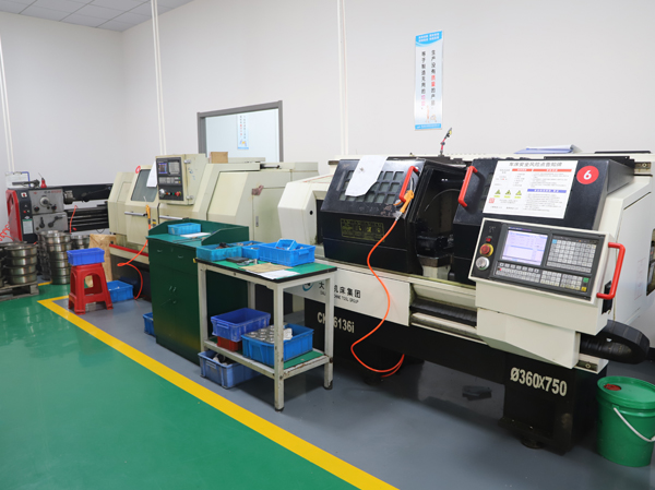 精密車床加工車間